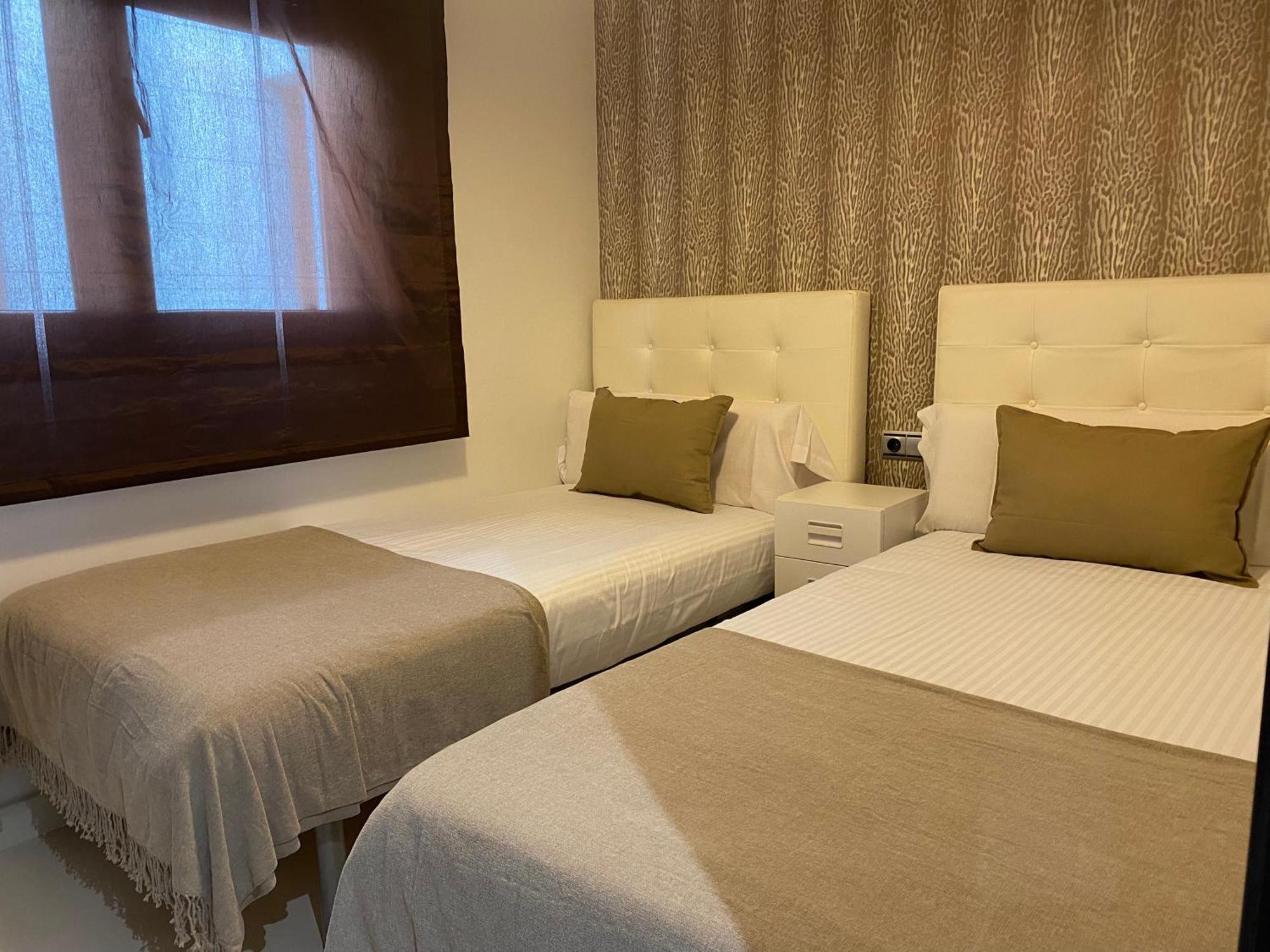 Taracea Suites Plaza Nueva Granada Esterno foto